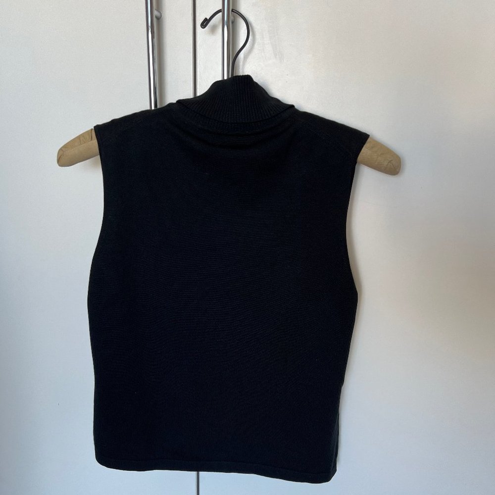 Wool Sleeveless turtleneck top